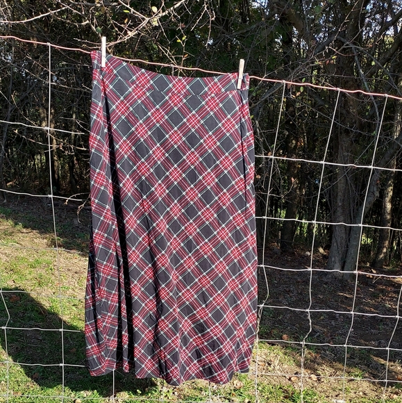 Christopher & Banks skirt - Picture 5 of 5